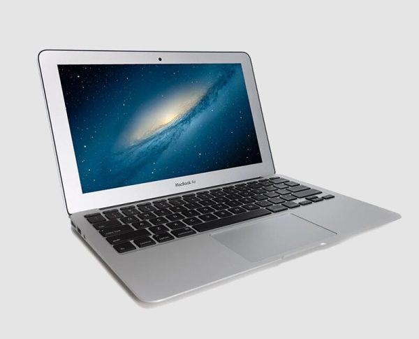Apple Macbook Air 13 (2015 Early) Apple Macbook Air 13 (2015 Early)