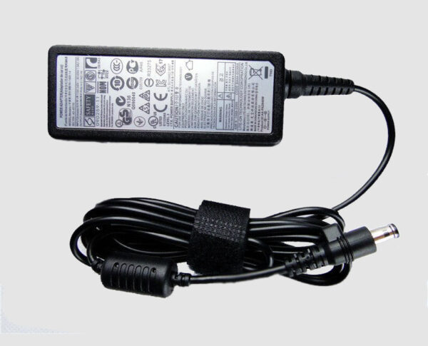 Samsung 40W Laptop Charger Samsung 40W Laptop Charger