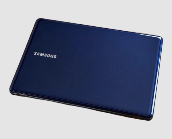 Samsung 915S Samsung 915S, front view